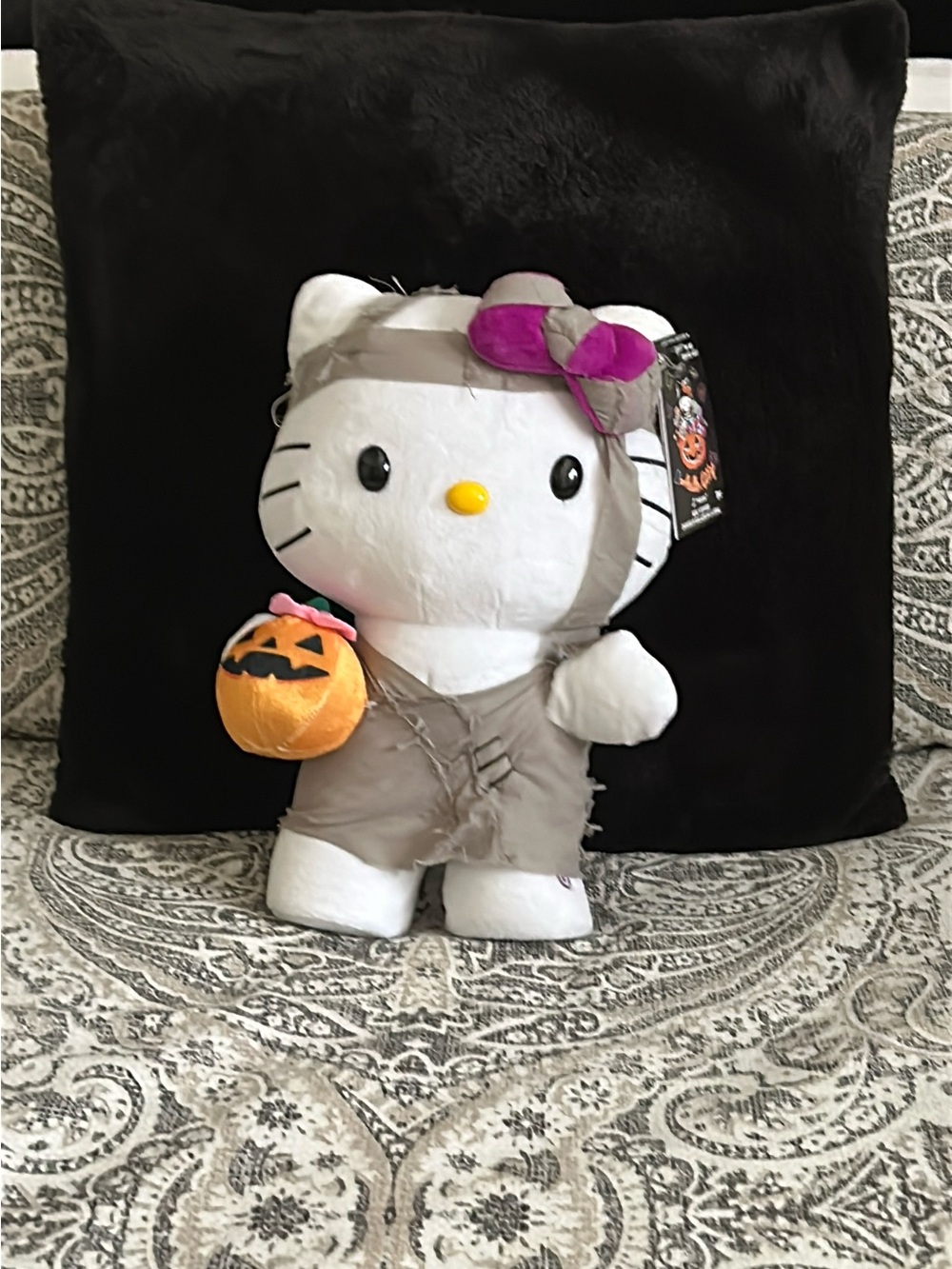 2023 Sanrio Hello Kitty dressed as Mummy Musical Plush Side Stepper